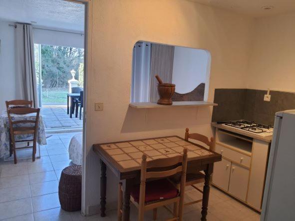 Ferienwohnung La Ferme De Manon Montferrat  Exterior foto